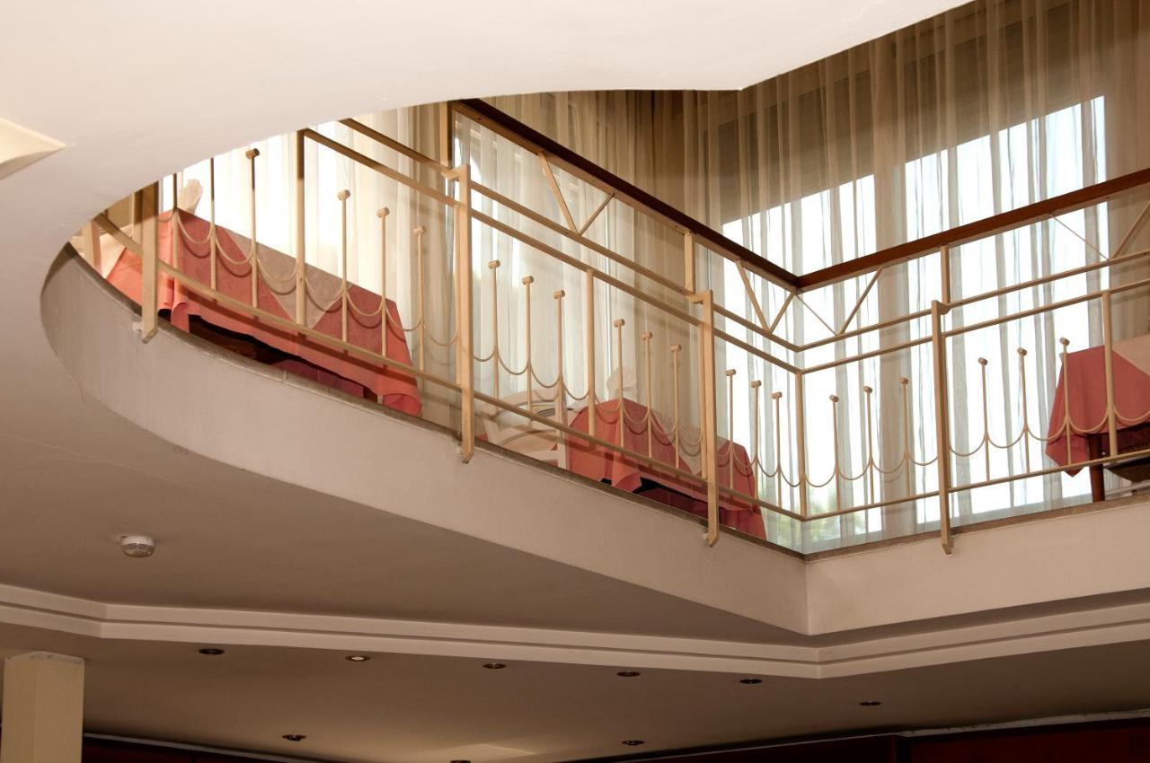 Hotel Rugantino Cesenatico Ngoại thất bức ảnh