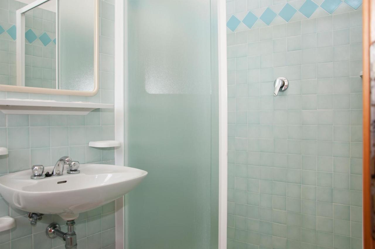 Hotel Rugantino Cesenatico Ngoại thất bức ảnh