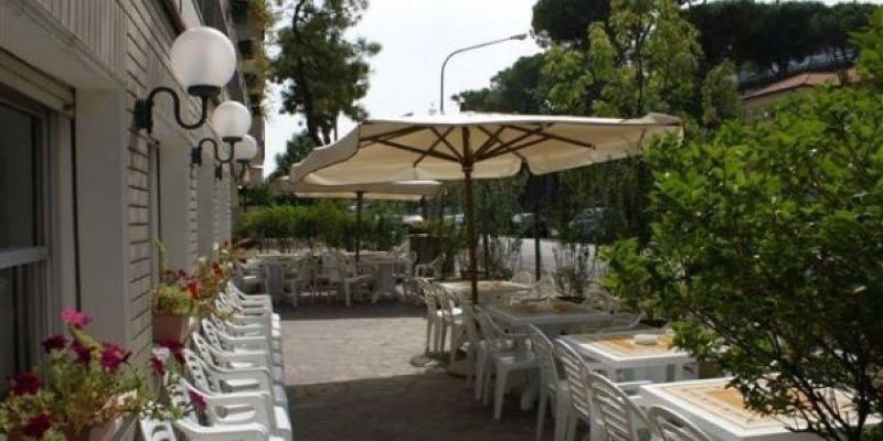 Hotel Rugantino Cesenatico Ngoại thất bức ảnh